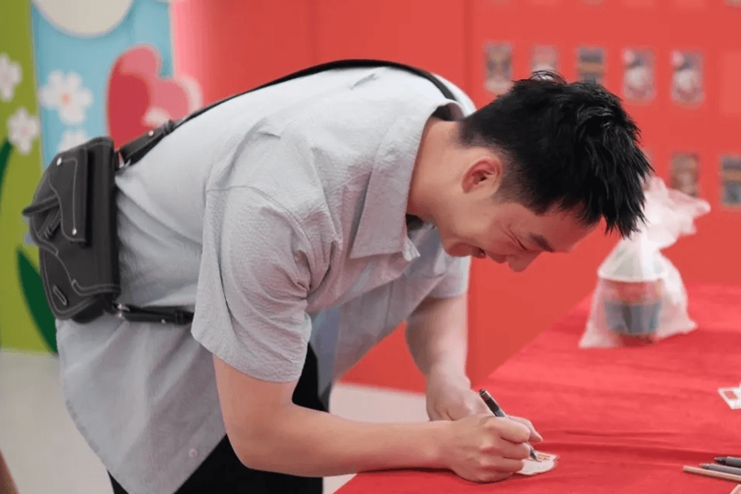 卓尔数科伙伴写下乔迁期许